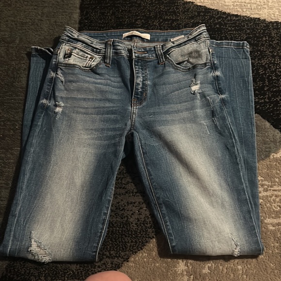 KanCan Distressed Skinny Jeans - Picture 3 of 7